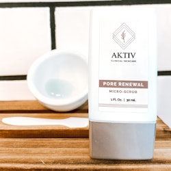 AKTIV Pore Renewal Micro Scrub