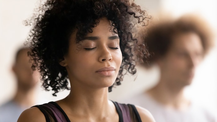 woman doing mindfulness meditation